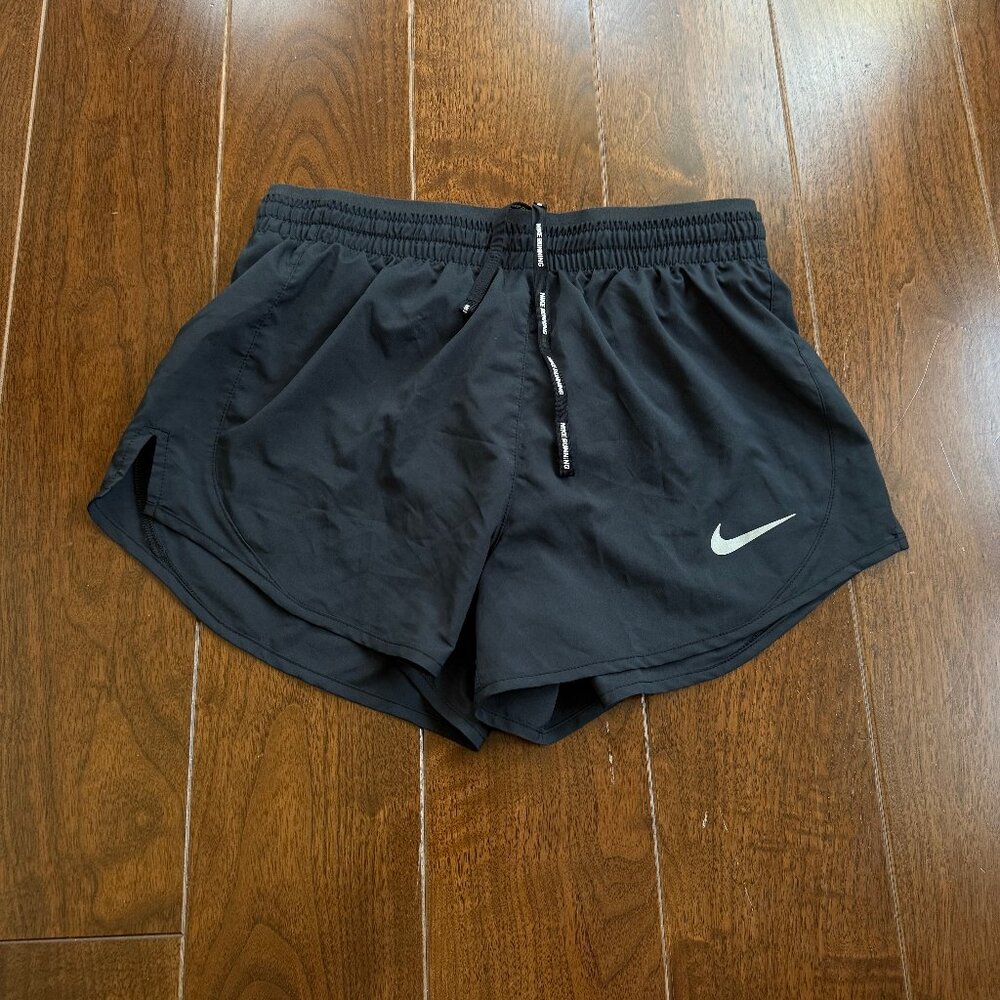 Nike Dri Fit Running Shorts w Lining